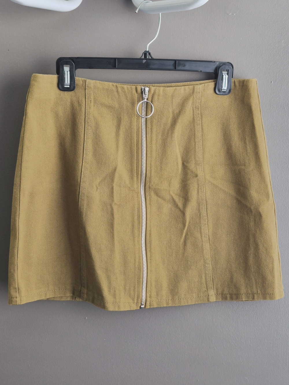 Front-Zip Mini Skirt with Ring Pull - 100% Cotton